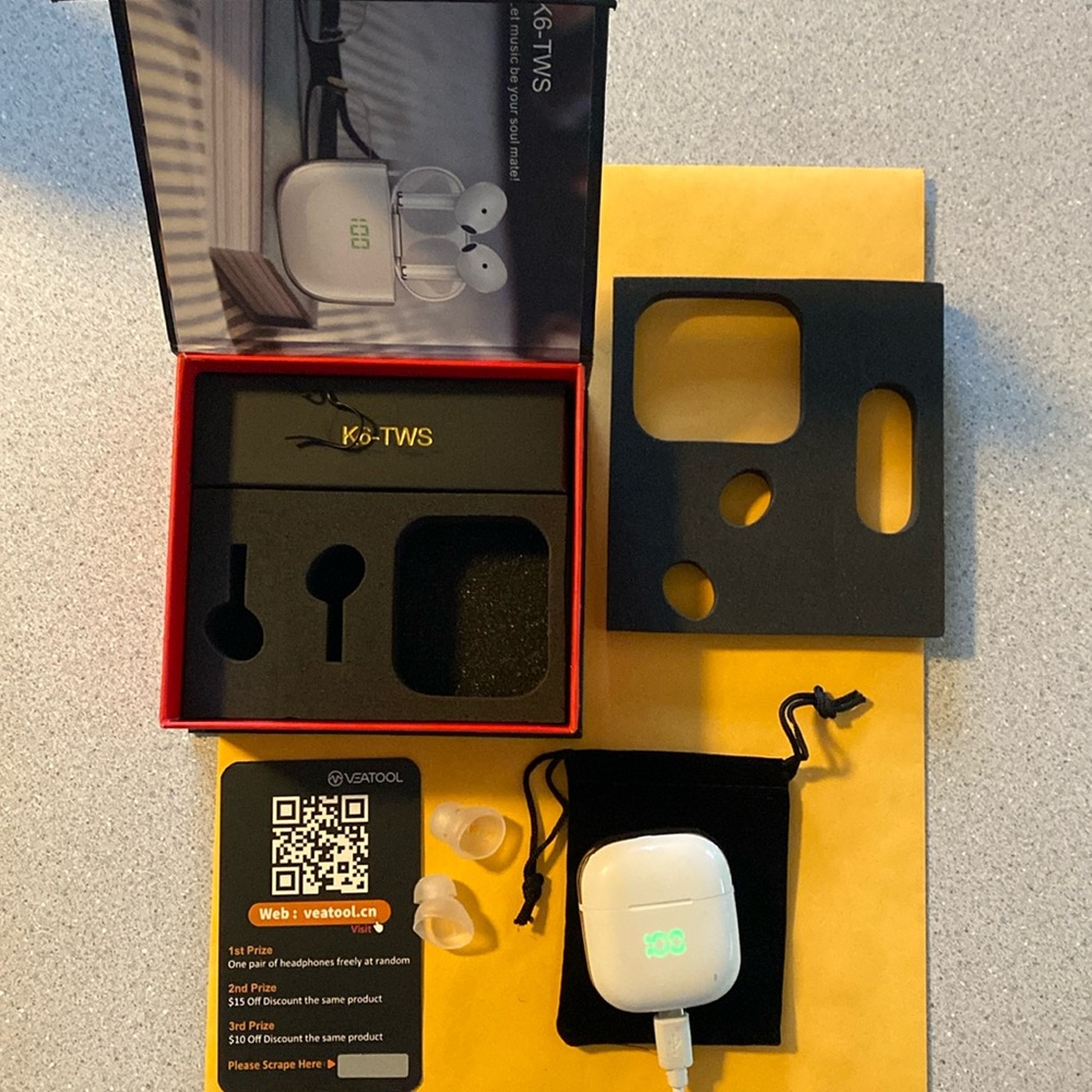 Wireless ear phones touch control